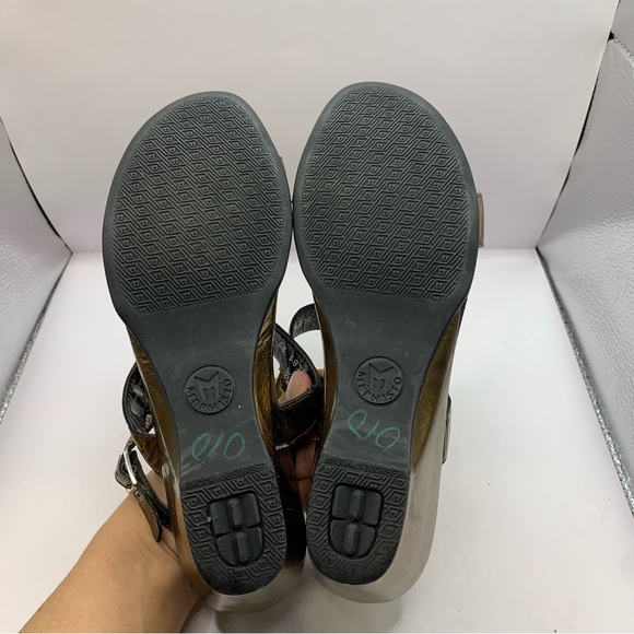 Mephisto Straps Wedge Sandals Leather Gold Embossed Women’s EU 40 US 9-9.5 - Picture 9 of 10